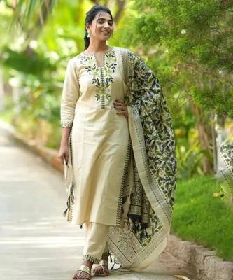 cream printed kurta set 3