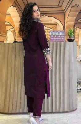 Wine embroidered kurta 2