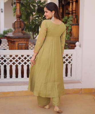 Light olive kurta set 3