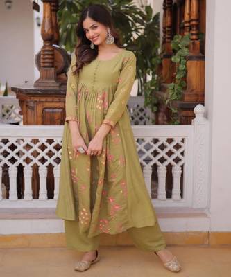 Light olive kurta set 4