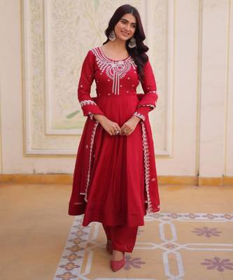 red embroidered flared kurta set 2