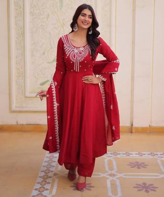 red embroidered flared kurta set 3