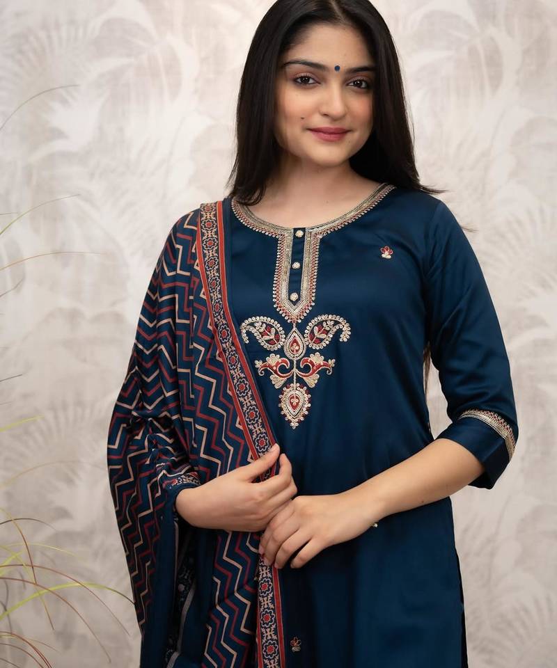 Navy blue embroidered kurta set with dupatta