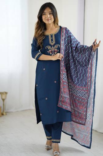 Navy blue embroidered kurta set with dupatta