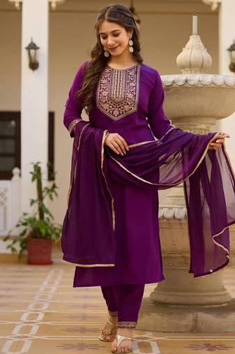 purple embroidered kurta set