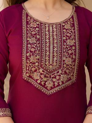 maroon embroidered kurta set 4