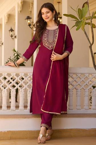 maroon embroidered kurta set