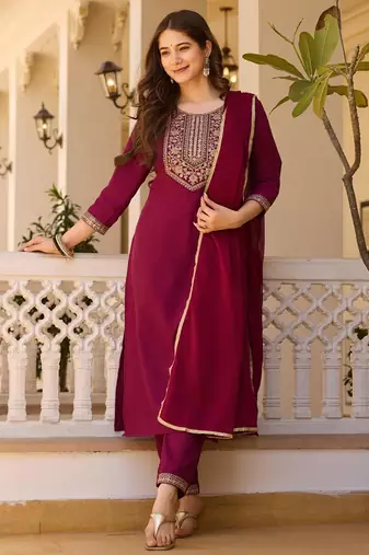 maroon embroidered kurta set