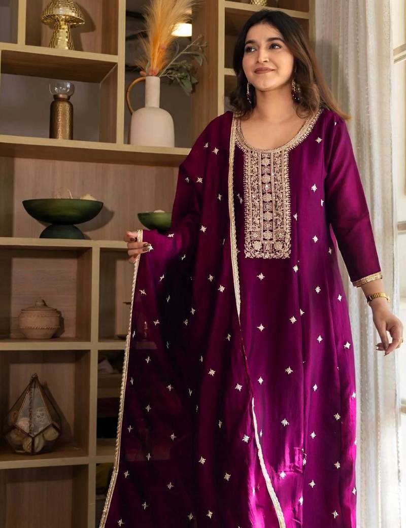 magenta embroidered kurta set