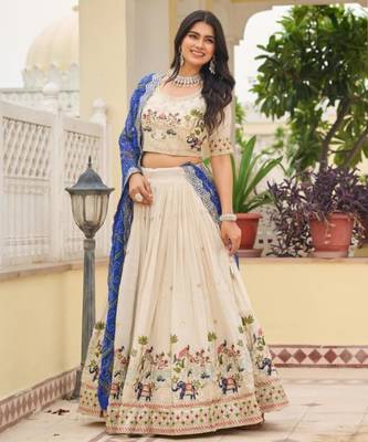 Royal-blue Bandhani Dupatta Lehenga Set 1