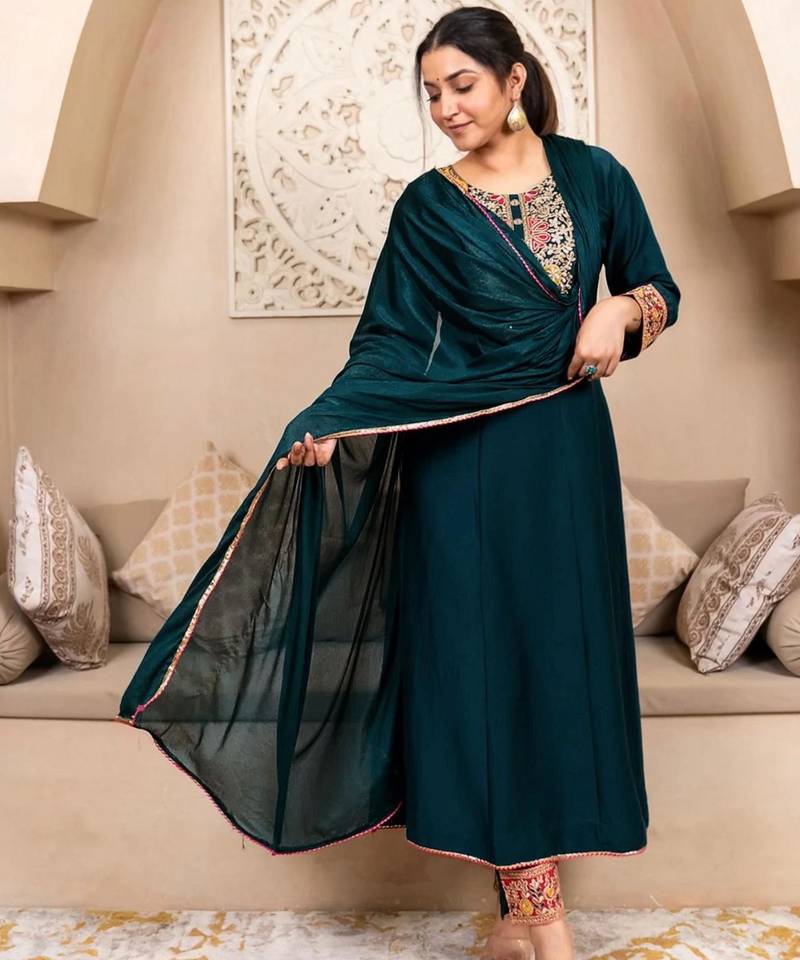 Teal-green embroidered kurta set