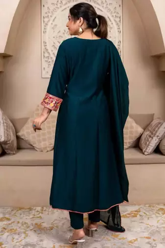 Teal-green embroidered kurta set