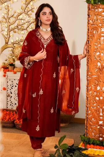 Red festive kurta set with dupatta