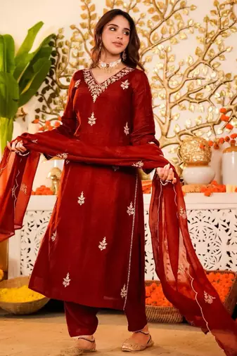 Red festive kurta set with dupatta