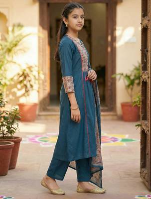 Girl's silk blend digital printed anarkali kurta pant with dupatta set 2