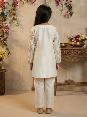Girl's silk traditional motiff designer kurta pant set 4