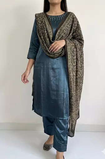 Mirror work suit set