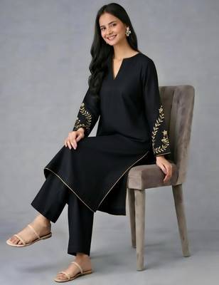 Black embroidered rayon kurta set 2