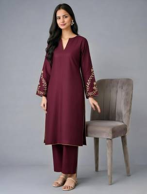 Maroon embroidered rayon kurta set 1