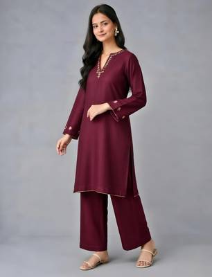Maroon embroidered rayon kurta set 1