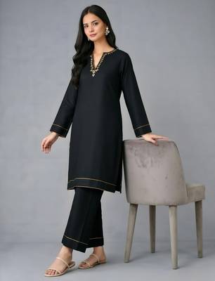 Black embroidered rayon kurta set 2
