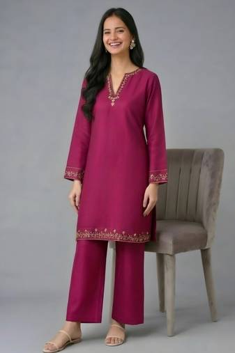 Pink embroidered rayon kurta set