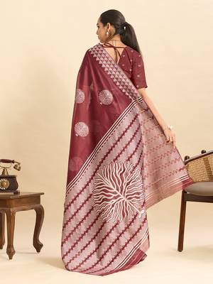 Maroon floral print soft silk bollywood saree with blouse 4