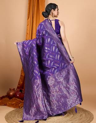 Violet woven self design embellished silk blend banarasi saree with blouse 4