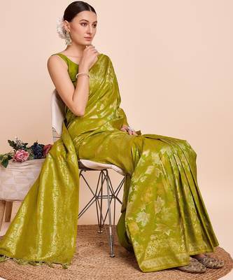Mehendi woven embellished silk blend banarasi saree with blouse 2