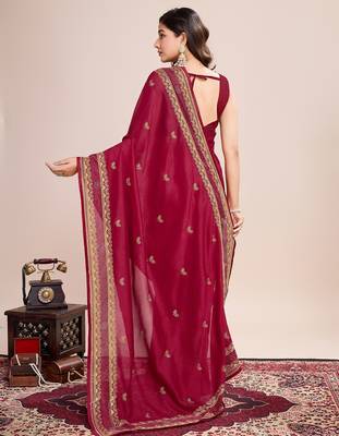 Dark pink embroidered silk blend bollywood saree with blouse 4