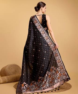 Black woven embellished silk blend banarasi saree with blouse 4