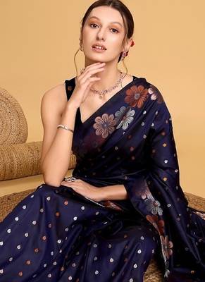 Navy blue woven embellished silk blend banarasi saree with blouse 2