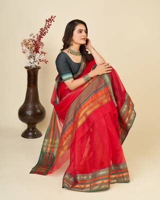 Red woven self design cotton silk kota doria saree with blouse 3