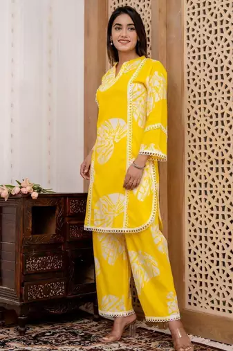 Women Yellow Printed Kurta Pant Set | Stylish Straight Kurti with Palazzo Set |  Ethnic Wear for Women 