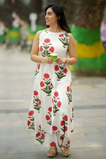 White floral print cotton flex co-ord set