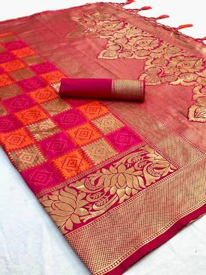Pink silk blend banarasi saree with unstitched blouse piece 4