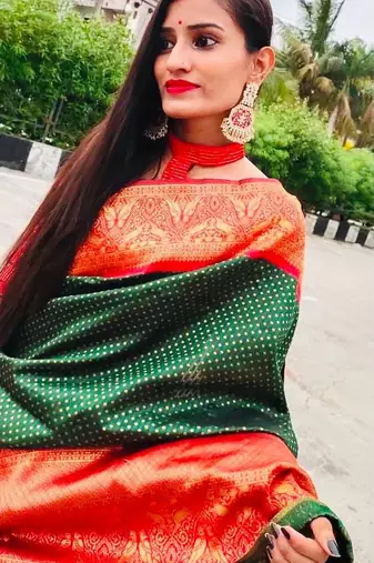 Green red soft silk blend banarasi jacuard work designer party wear saree with unstitched blouse piece