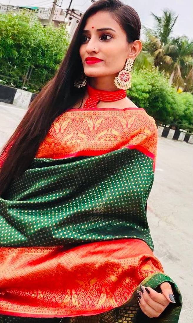 Green red soft silk blend banarasi jacuard work designer party wear saree with unstitched blouse piece