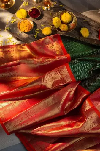 Green red silk blend banarasi saree with unstitched blouse piece