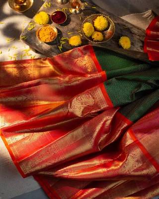 Green red silk blend banarasi saree with unstitched blouse piece 4