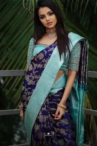 Blue rama silk blend banarasi saree with unstitched blouse piece