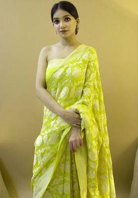Yellow silk blend banarasi saree with unstitched blouse piece 2