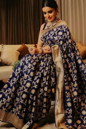 Blue silk blend banarasi saree with unstitched blouse piece