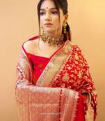 Red silk blend banarasi saree with unstitched blouse piece