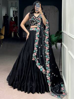 Classy Black Thread Work Organza Festive Wear Lehenga Choli 6
