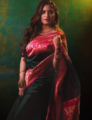 Green pink silk blend banarasi saree with unstitched blouse piece 2