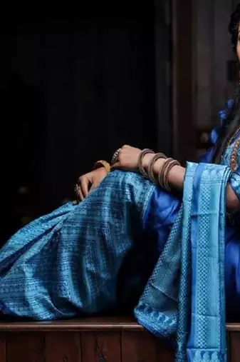 Blue rama silk blend banarasi saree with unstitched blouse piece