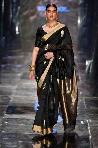 Black soft silk blend banarasi jacuard work designer party wear saree with unstitched blouse piece