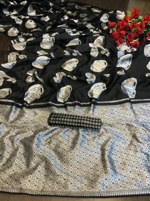 Black silk blend banarasi saree with unstitched blouse piece 4