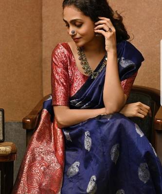 Blue red silk blend banarasi saree with unstitched blouse piece 2